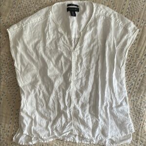 White linen cap sleeve top